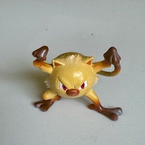 Pokemon Tomy Mankey CGTSJ Pocket Monsters Mini 2" Vintage Nintendo Authentic